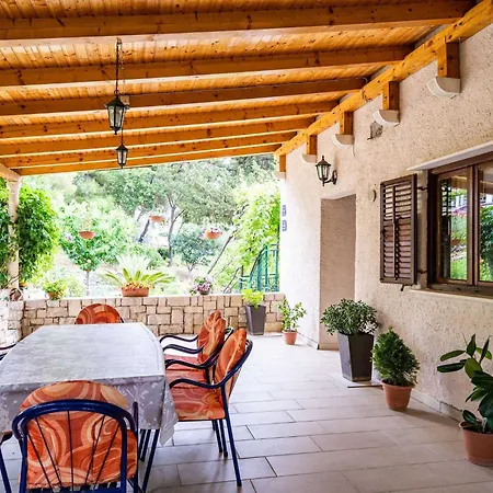 Apartament & Papa - Premium Double Or Twin With Balcony And Partial Sea View Soba 2 Mlini