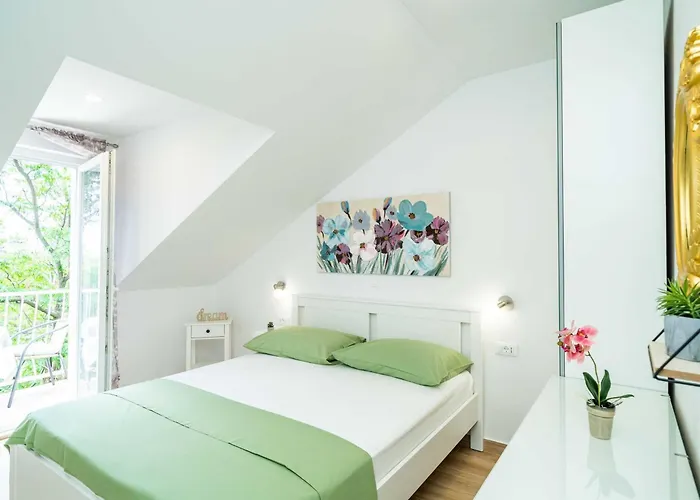 & Papa - Premium Double Or Twin With Balcony And Partial Sea View Soba 2 公寓 米利尼